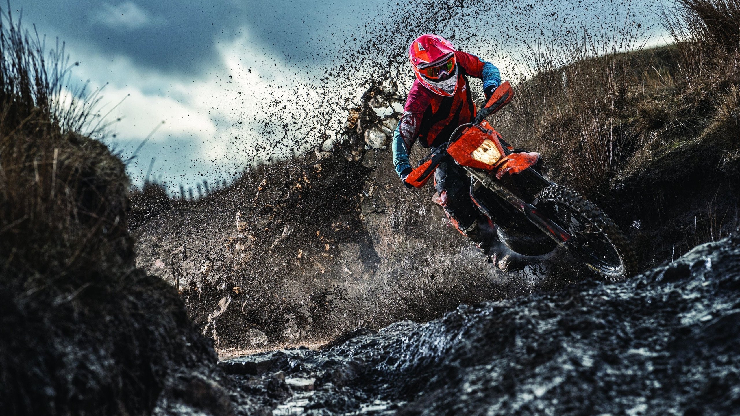 JiuyouAPP下载-_青少年运动的心理健康：从小培养正确心态_，关于青少年运动员心理发展的影响因素  第2张